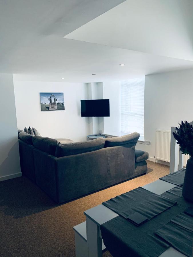 Cliffview Apartment Арброт Екстериор снимка